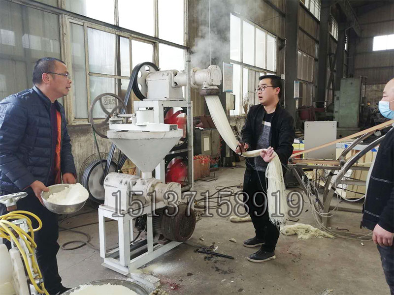 140型米線機(jī)試機(jī)